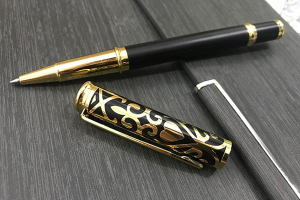 mua quà tặng sếp